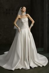 -MARRY ME高级婚纱礼服定制