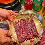 排队3小时也要吃的泥炉烤肉！