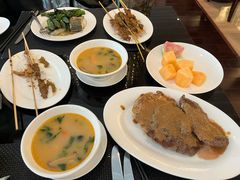 -圣丰索菲特·2 On 988 Café 自助餐厅