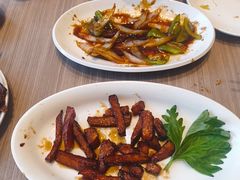 -六泰居·尔滨地标·东北菜(泰山路店)