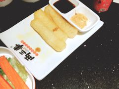 -两三事小郡肝串串香火锅(桂庙店)
