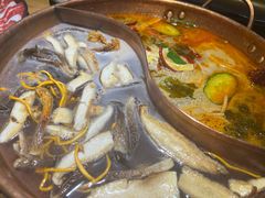 -洱火云南酸菜牛肉火锅(石景山当代商城店)