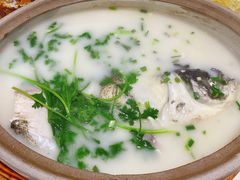 -天乐农家鱼头王(天目湖店)