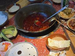 -赵美丽·重庆社区火锅·直营店(火车东站·中豪国际店)