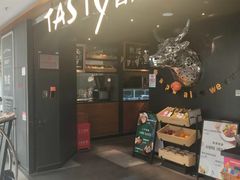 门面-西堤厚牛排(国瑞店)