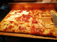 -东方红海鲜百汇(国际大厦店)