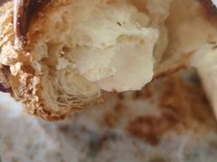 泡芙羊角-OUR Bakery(三里屯太古里店)