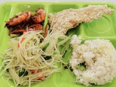 -同济大学本部学苑饮食广场