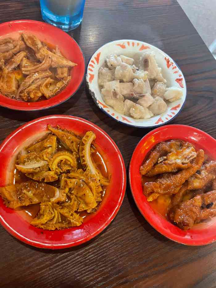 华记茶餐厅-"[薄荷]环境:店面小小的,幸运的是过去."-大众点评移动版