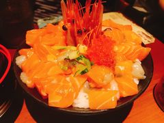 三文鱼火山丼-魔丼屋(日月光店)