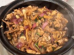 -胡须佬鸡煲四季火锅店(石厦西村直营店)