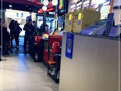 大堂-热火朝天鲜切牛肉火锅(南强街巷店)