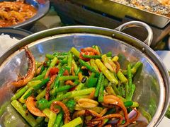 干锅鱿鱼-煲得鲜·桐乡煲·小龙虾(万达店)