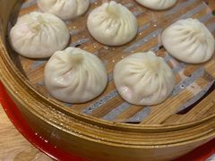 招牌鲜肉小笼汤包-玖鲜小笼(中山广场店)