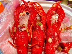 -肥小宝·金牌油焖大虾(襄阳龙虾地标店)