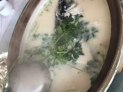 -天乐农家鱼头王(天目湖店)