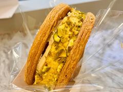 开心果冰淇淋拿破仑-LING 法式甜品(茂名北路店)