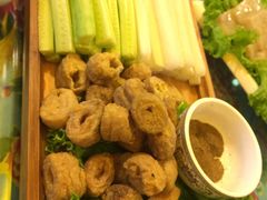 -闯关东东北农家菜(崂山石老人店)