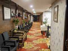 -东方亮足道(中国红街店)