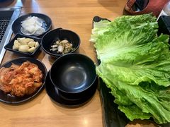 -肉甲韩国木炭烤肉(新壹街1店)