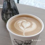 喝完咖啡默默带走了杯子[调皮]