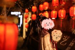 -一揽芳华汉服旗袍体验馆(拙政园店)