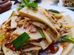 -蔼若春.传承三十年云南菜(金碧公园店)