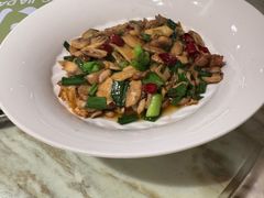 -梁家大院•农家菜(昆山会展中心店)