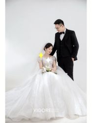 -雪中彩影婚纱摄影·微光艺术中心