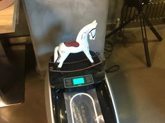 大堂-HIGH FIVE哈福手工汉堡(桂林路店)