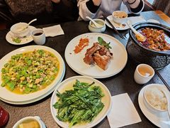 -万重锦·人文川菜馆(骡马市店)