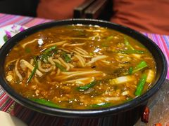 小锅米线-香巴拉云南餐厅(华莱坞店)