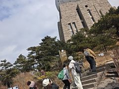 -黄山光明顶山庄