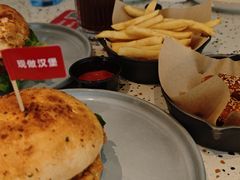 -必胜客(王府井店)
