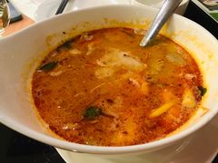 冬阴功汤-金厨泰国餐厅·全泰籍厨师料理(拱北店)