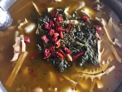 -符缸酸菜鸡(华阳店)