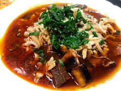 -维也纳酒店(上海虹桥枢纽松江新桥店)