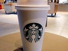 -星巴克臻选(上海中环广场2F店)