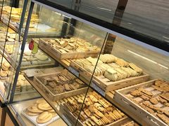 面包甜点陈列柜-长发西饼(临顿路店)