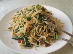 笨豆芽炒粉-小城家宴