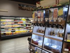 -blt精品超市(杭州城西银泰店)