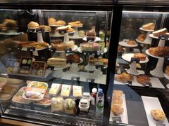 面包甜点陈列柜-星巴克(广州东圃天银店)