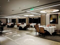 -皇朝尊会(龙之梦大酒店)