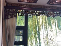 -鹊华居·地道鲁菜·海鲜·融合味(大明湖店)