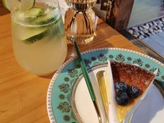 柠檬绿茶-The Flowers Coffee(南山店)