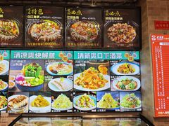 -老渔翁炖鱼坊(黄海西路东山店)