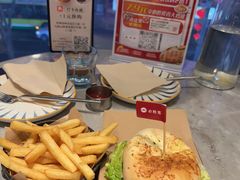 -必胜客(中山店)