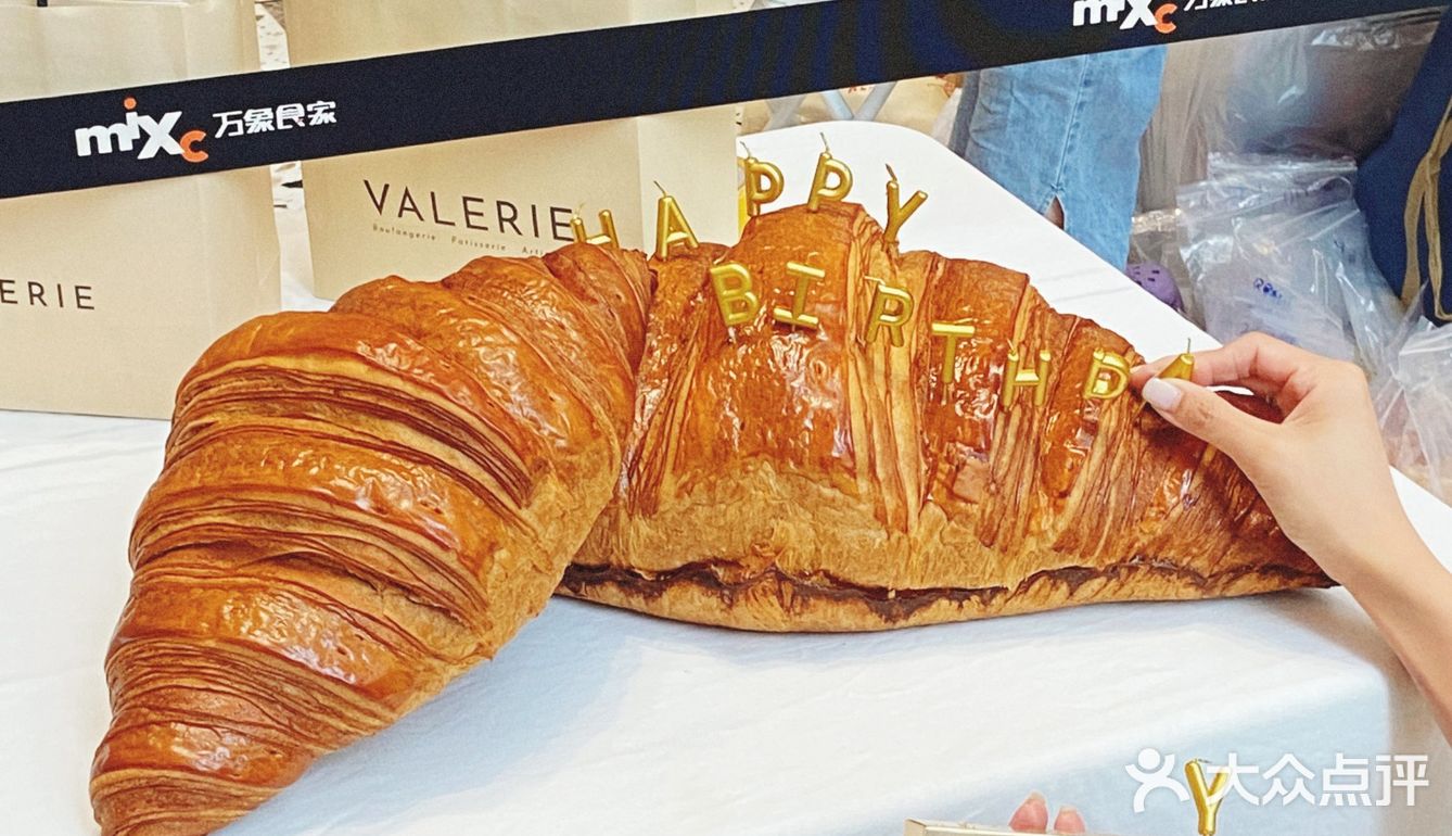 🥐巨型可颂深圳也有啦！