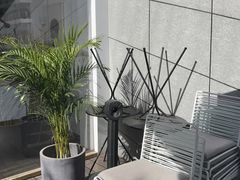 -UNI UNI(环亚凯瑟琳店)