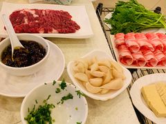 手工鲜羊肉-八先生涮肉房(三里河店)